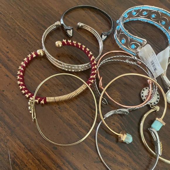 Lot of 12 Cuff Bracelets - Picture 2 of 3